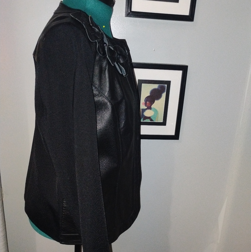 Peter Nygard Elegant Black Leather and Knit Jacket with Floral Design Sz L - Picture 8 of 13
